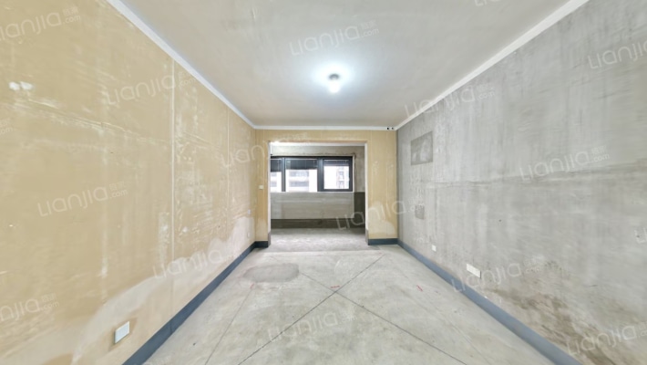 东方颂二手房实景图