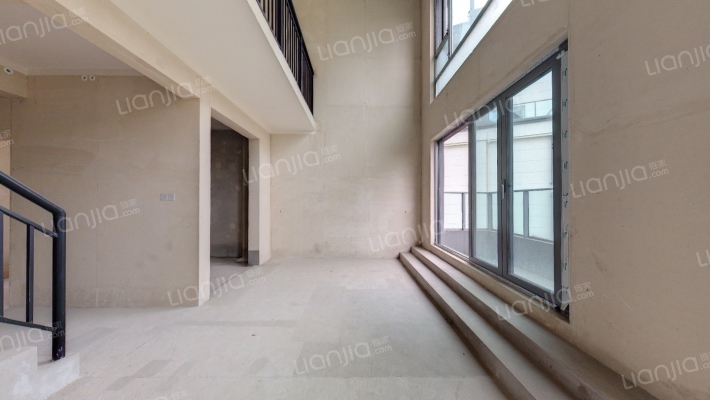 中建御湖壹号C御澜二手房实景图