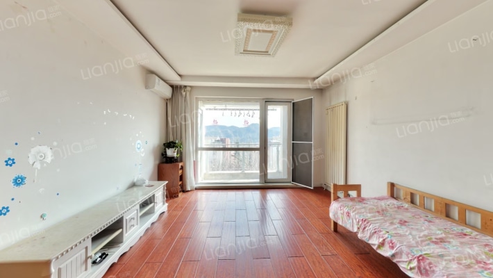 万科假日风景二手房实景图