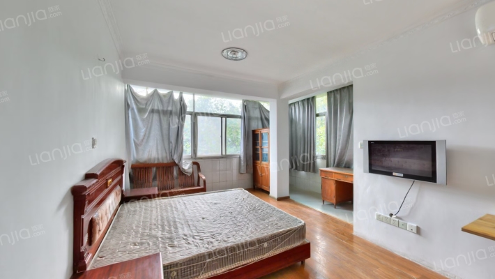 龙蟠里二手房实景图