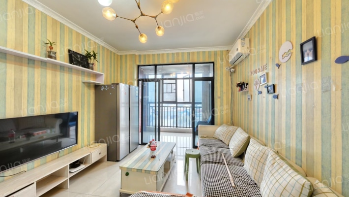 恒生碧水龙庭二手房实景图