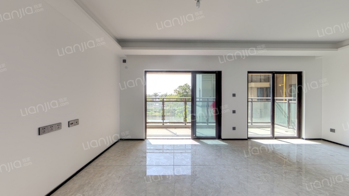 万科西海岸二手房实景图