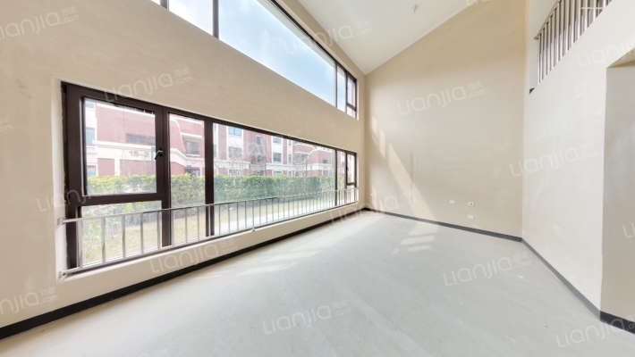 中建海河陆號院二手房实景图