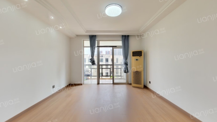 宝安花园二手房实景图