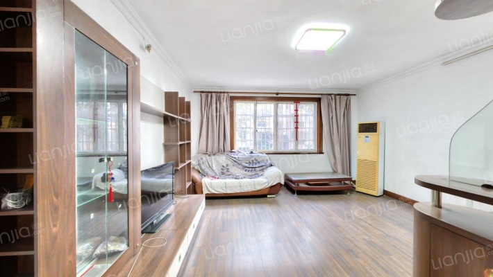 东方名嘉东区二手房实景图