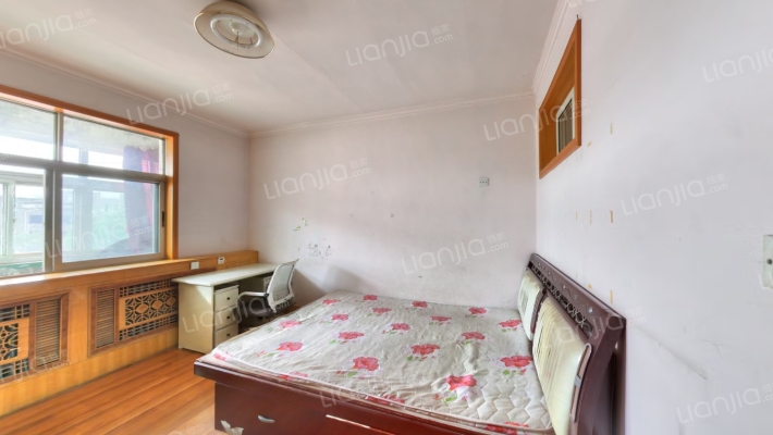 章丘市煤气公司宿舍二手房实景图