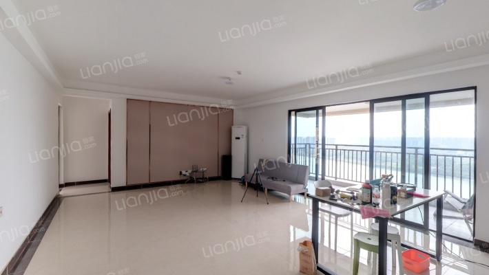 荣和·邕江华府二手房实景图