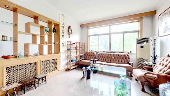 无线电管理宿舍二手房实景图