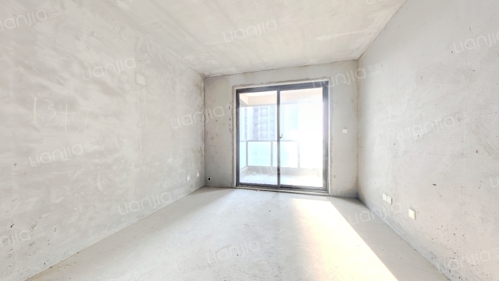 紫御天铂二手房实景图