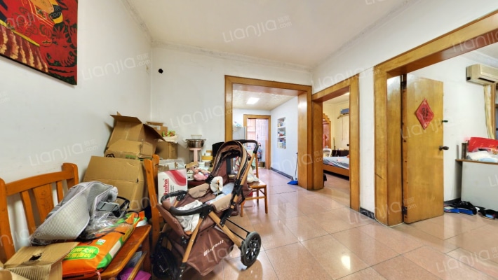 银沙横街6号院二手房实景图