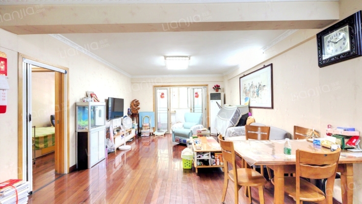 百合果园二手房实景图