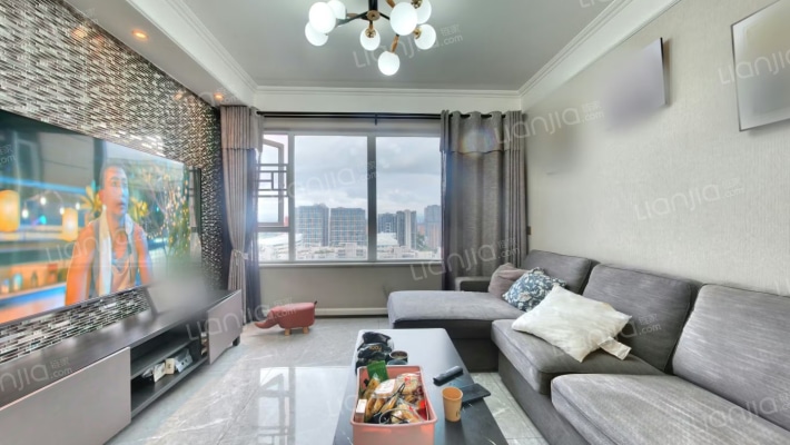 蓝光乐彩城三期二手房实景图