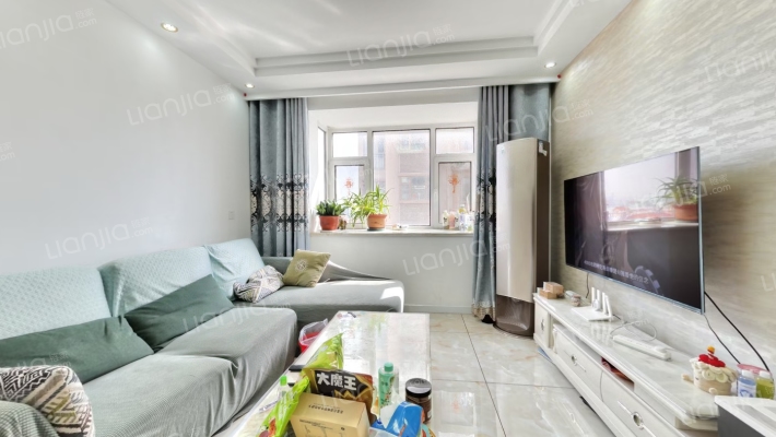 逸城山色二手房实景图