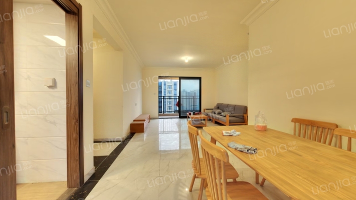 碧桂园凤凰湾二手房实景图