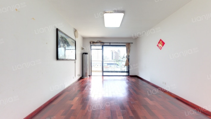 依云山庄二手房实景图