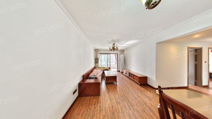 万科红郡二手房实景图