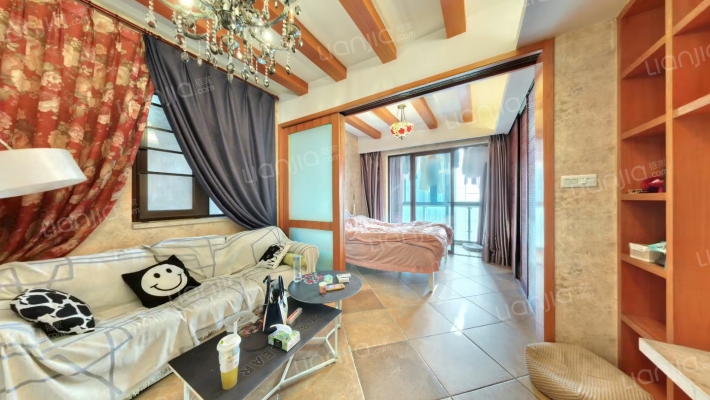 鹭岛国际四期二手房实景图