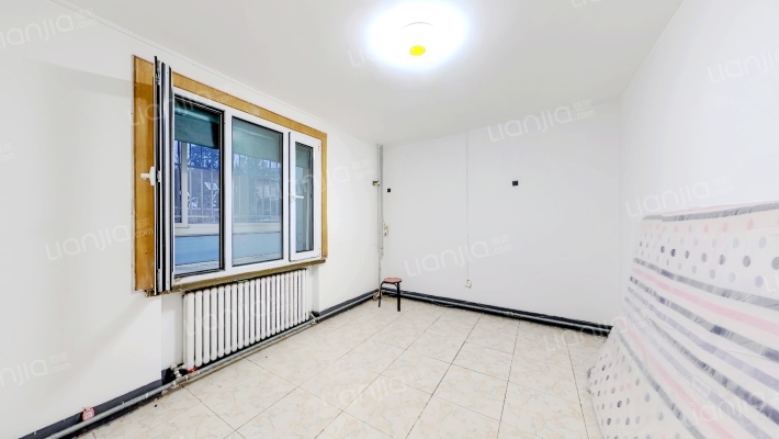 英雄山路90-92号二手房实景图