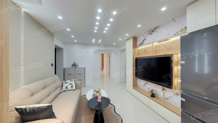 滑翔西社区二手房实景图