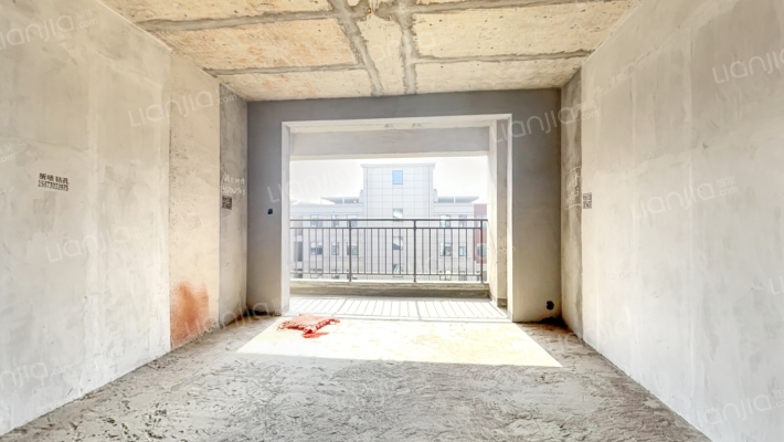 富兴学府二手房实景图