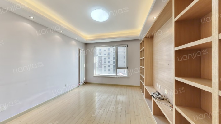 万科海港城1期二手房实景图