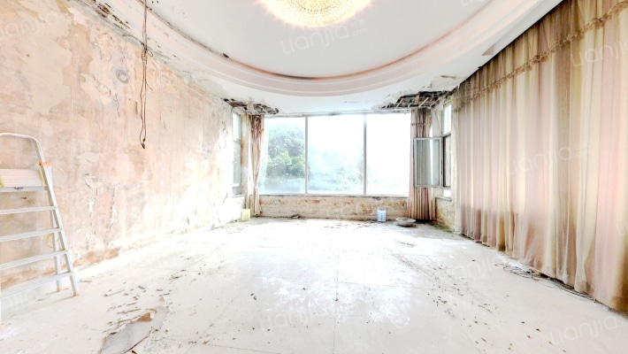 金鹰城圣爵菲斯二手房实景图