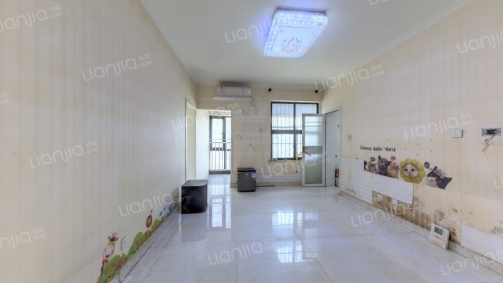 卡布奇诺公馆二手房实景图