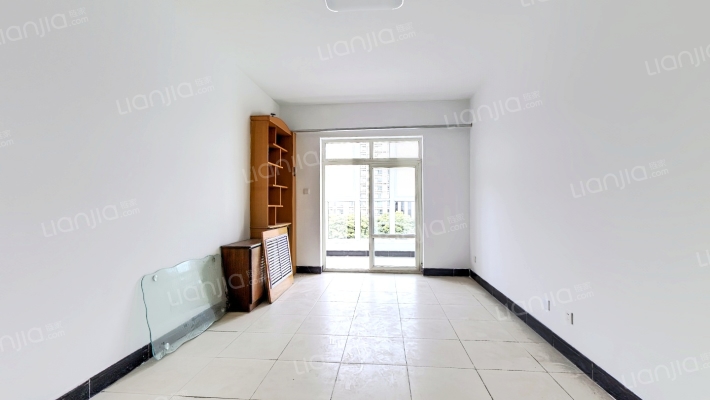 名流公寓二手房实景图