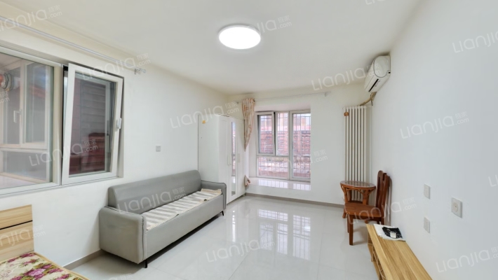 龙山家园5号院二手房实景图