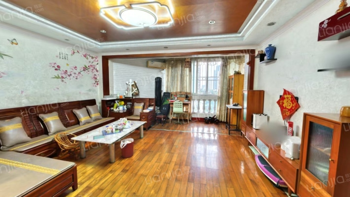 中商花园二手房实景图