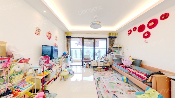 万科金域滨江二手房实景图