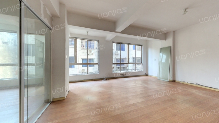 大桥路二手房实景图