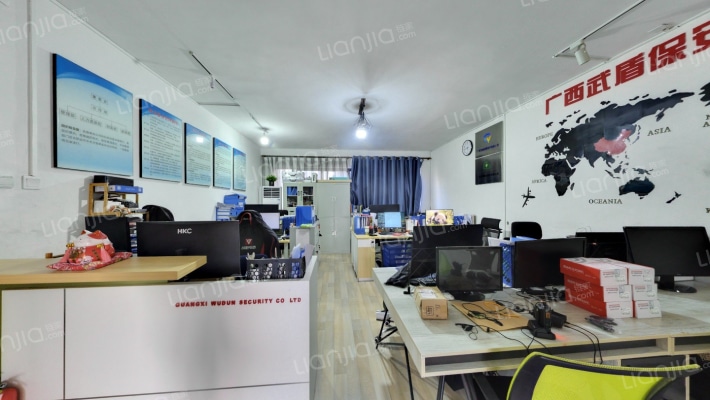 广西区人防办生活区二手房实景图