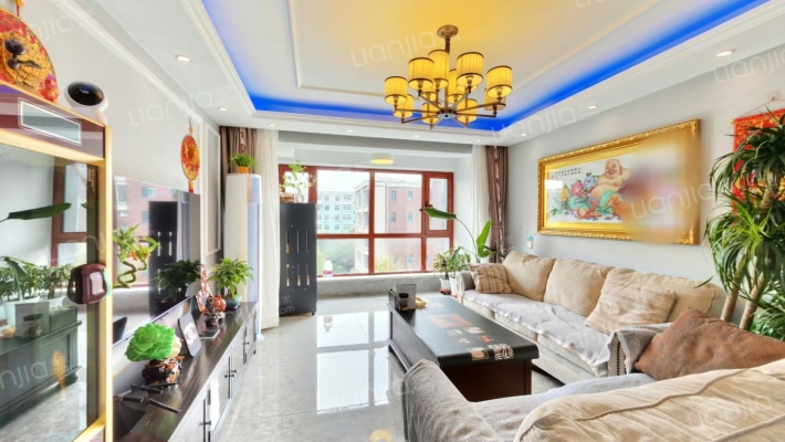 保利溪湖林语四期二手房实景图