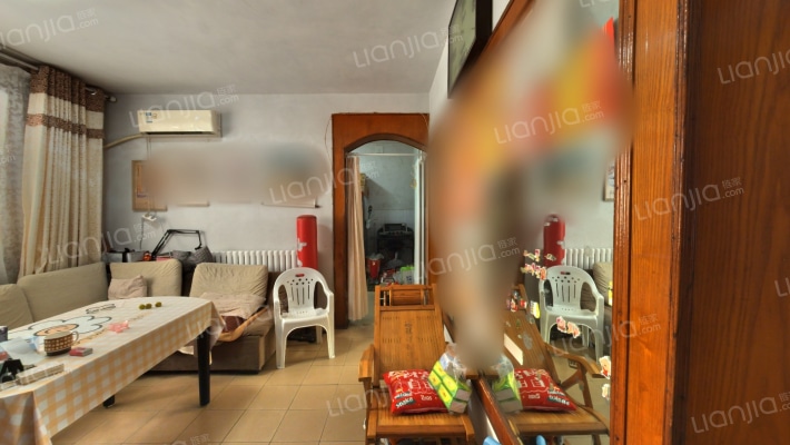 市石油二库家属院西区二手房实景图