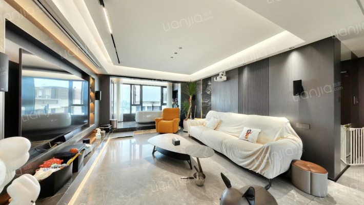 融创珞瑜路95号二手房实景图