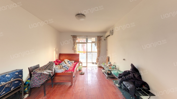 彭子江花园二手房实景图