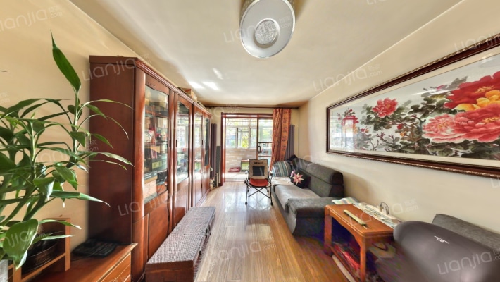 万和里二手房实景图