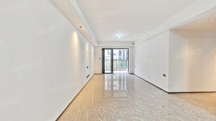 卓越东部蔚蓝海岸六期二手房实景图