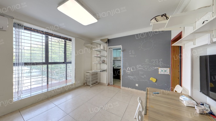 湖光路二手房实景图