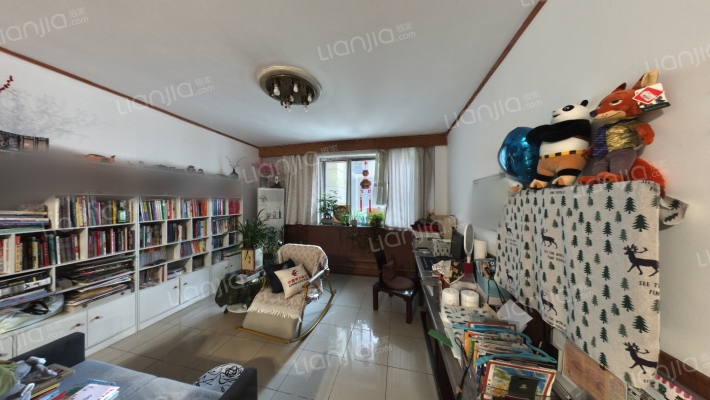 东新街240号二手房实景图