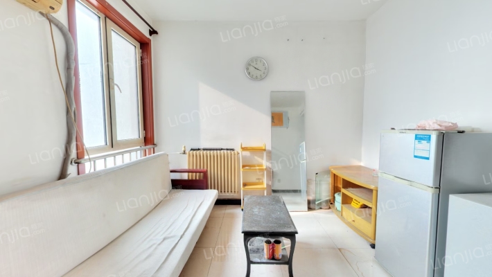 军秀园二手房实景图