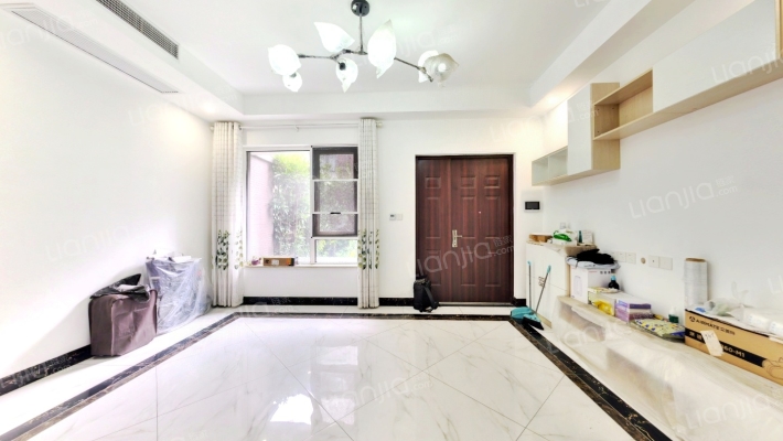 佘山珑原二手房实景图