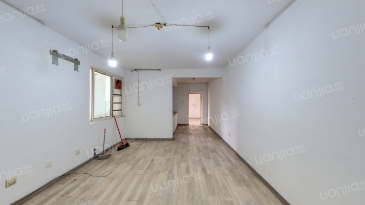 标准件总厂宿舍二手房实景图