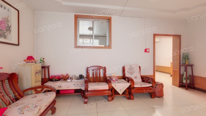 老教师公寓二手房实景图