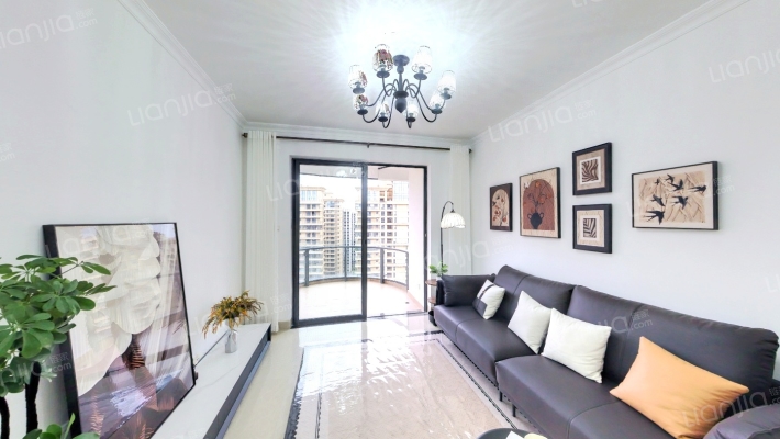 绿地海长流一期二手房实景图