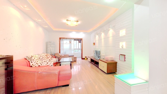 馨乐花园B区二手房实景图