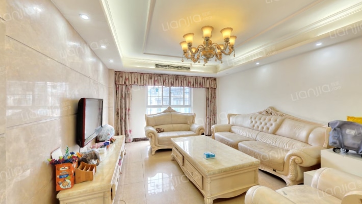 金博林居C区二手房实景图