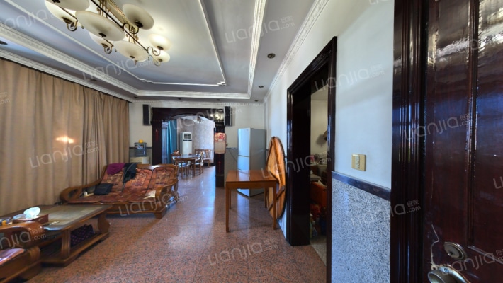 瓜沥人民路827号二手房实景图