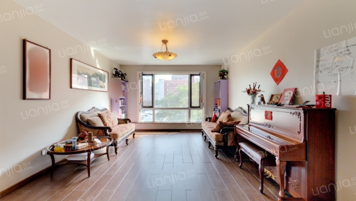 爱丽家园西区二手房实景图